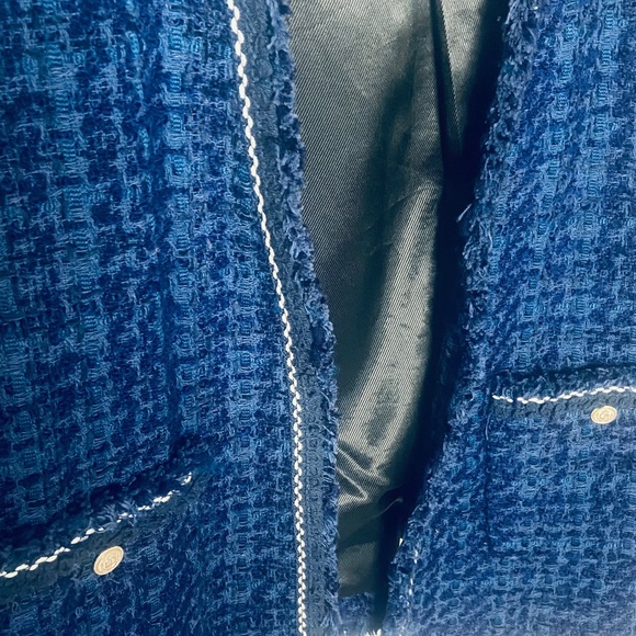 Zara Woman Classic - Shades of Blue Blazer - Picture 3 of 6